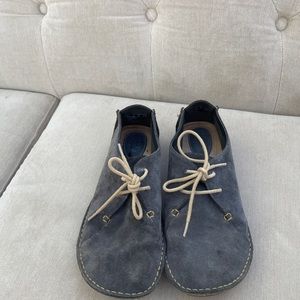 Super cute Clark’s!